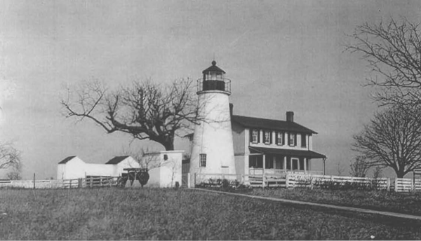 Light Station to include carraige house